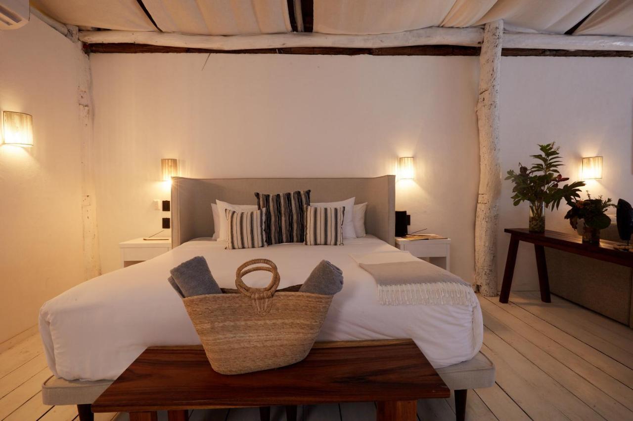 Hotel Roc Luxe Tulum Exterior foto