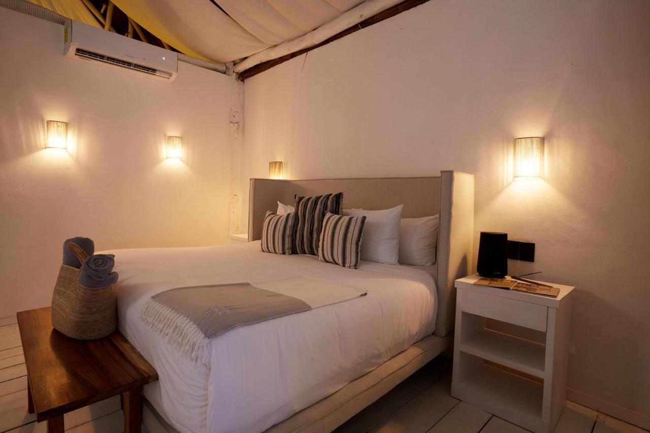 Hotel Roc Luxe Tulum Exterior foto